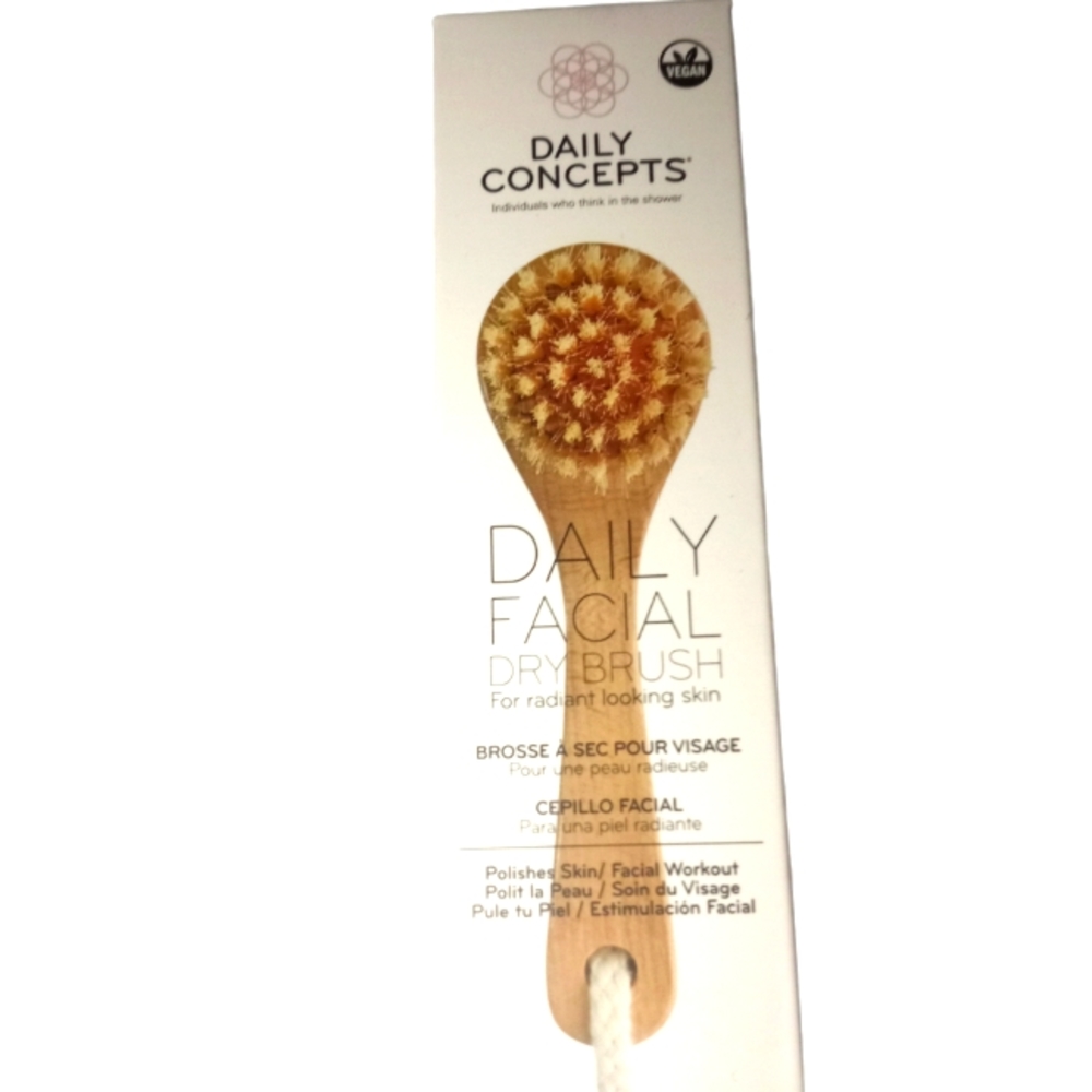 NWB.  Daily Facial Brush